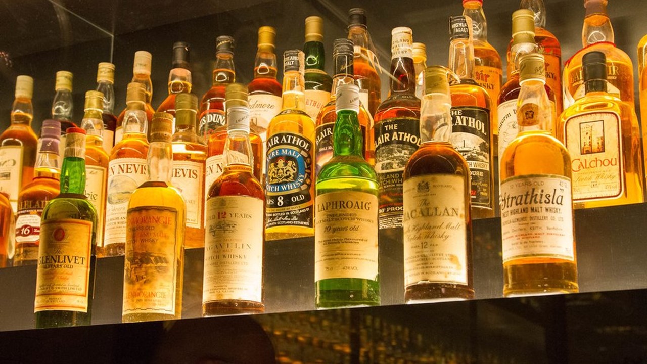 Delhi Court grants bail to Chartered Accountant (CA) in Liquor Scam