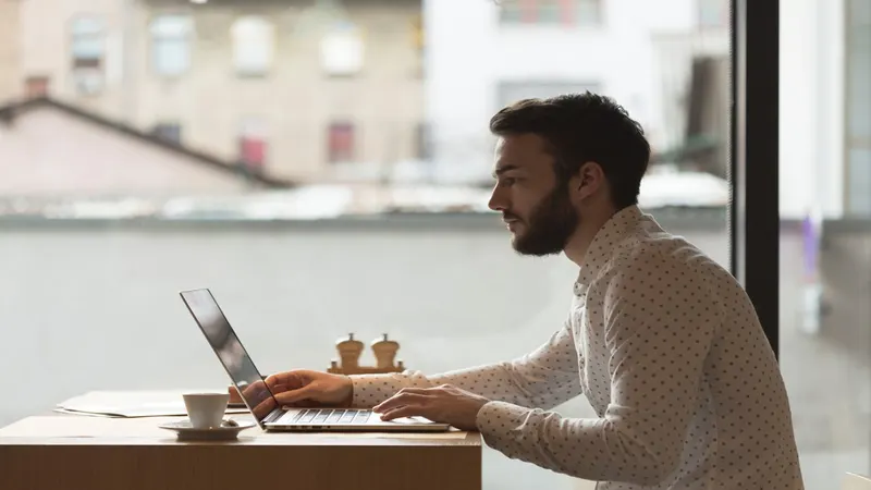 How to Download MetaTrader 5 for Efficient Trading and Analysis
