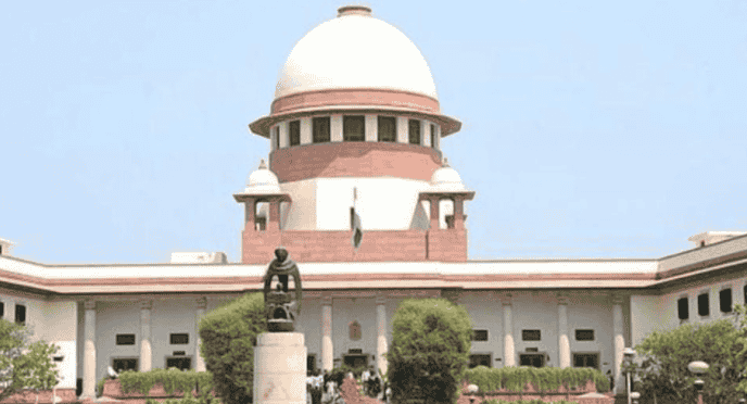 SC extends deadline for linking Aadhaar to phones, bank accounts, passports