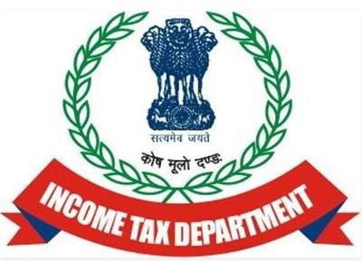 Service charge not distributed to workers by restaurants should be taxed