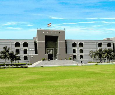 Gujarat High Court Strikes down Para 4 of Circular 34/8/2018-GST dt 01.03.18