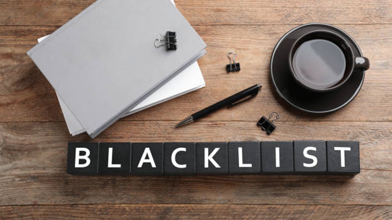 49 CA Firms Blacklisted; frauds and corruption were not reported in banks audits