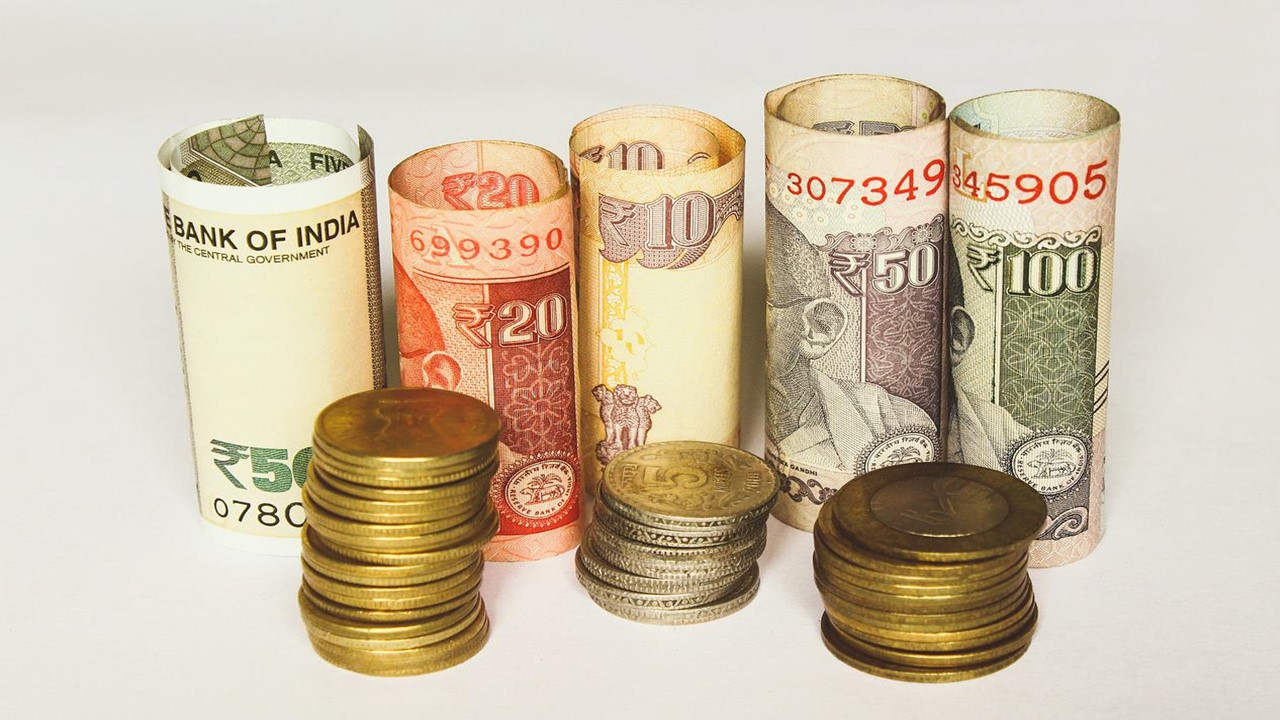 Demonetized Money Deposit Not Unexplained Cash when SBNs have been collected prior to appointed date