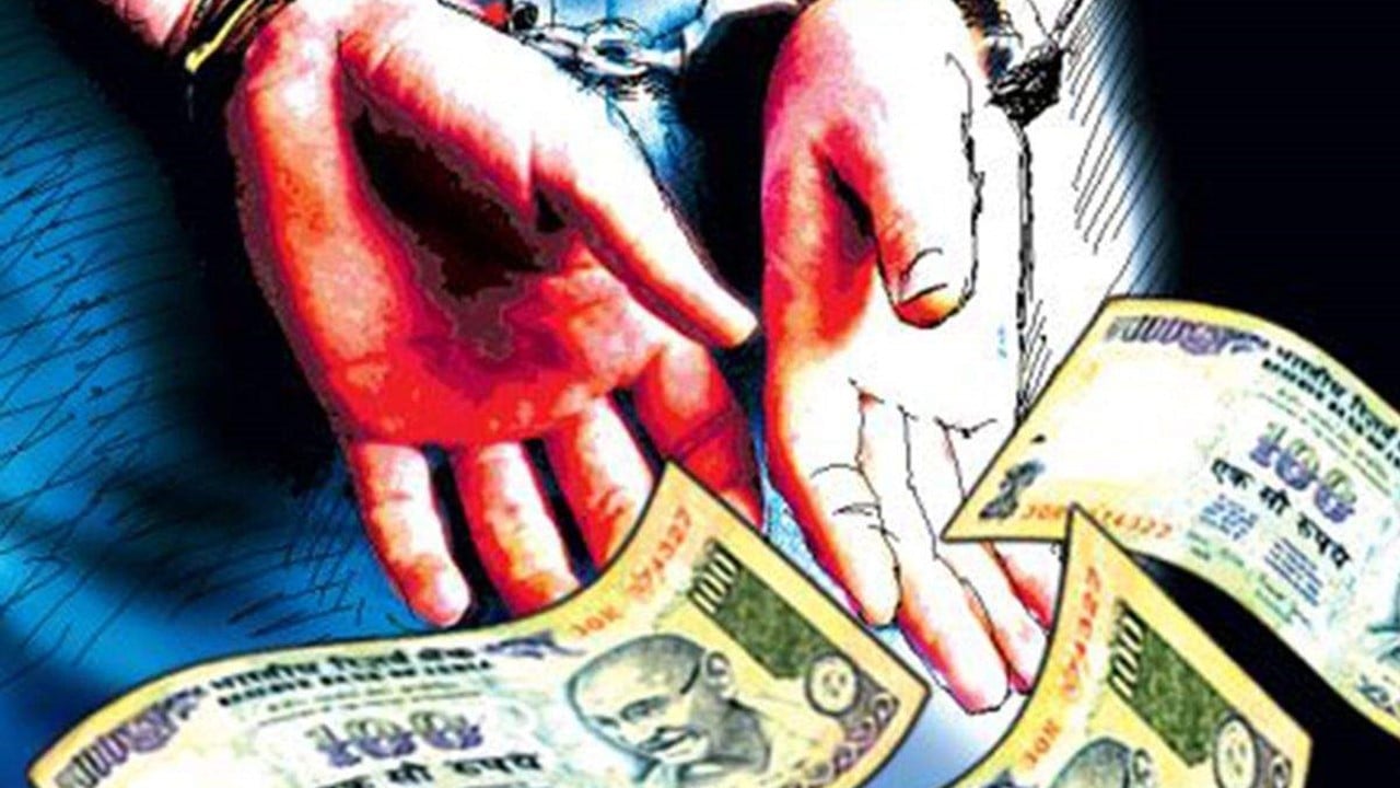 CBI Arrested Dy. CMM of Northern Railway & Two Private Person for Accepting Bribe of Rs.80,000