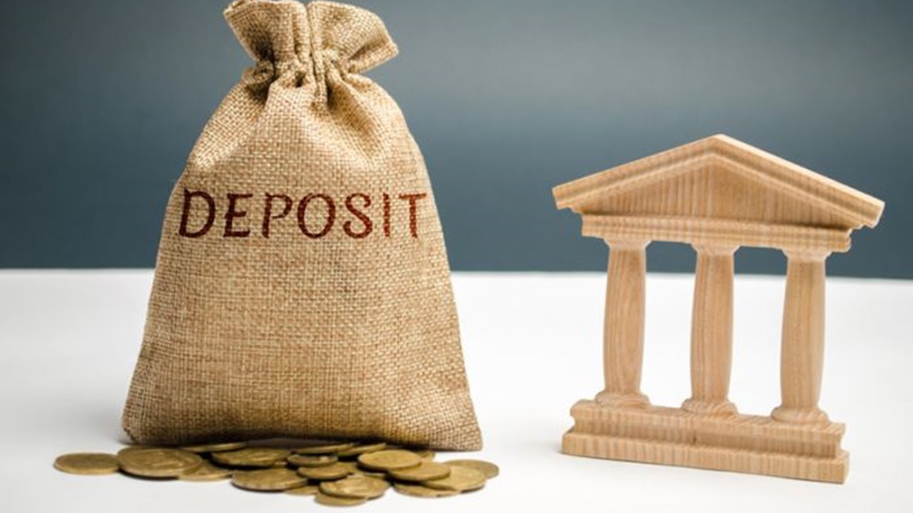 Entire Deposits in Bank cannot be Taxed, Only Peak Credit can be Taxed: ITAT