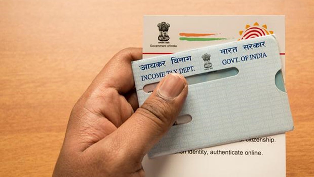 Link your Aadhaar-PAN by June 30 to avoid Fees of Rs 1000, Read the entire procedure here