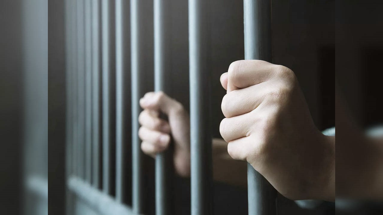 CBI Court sentences 2 private firm directors to 27 years in jail; Slaps penalty of Rs.171.74 Crore in a Cheating Case
