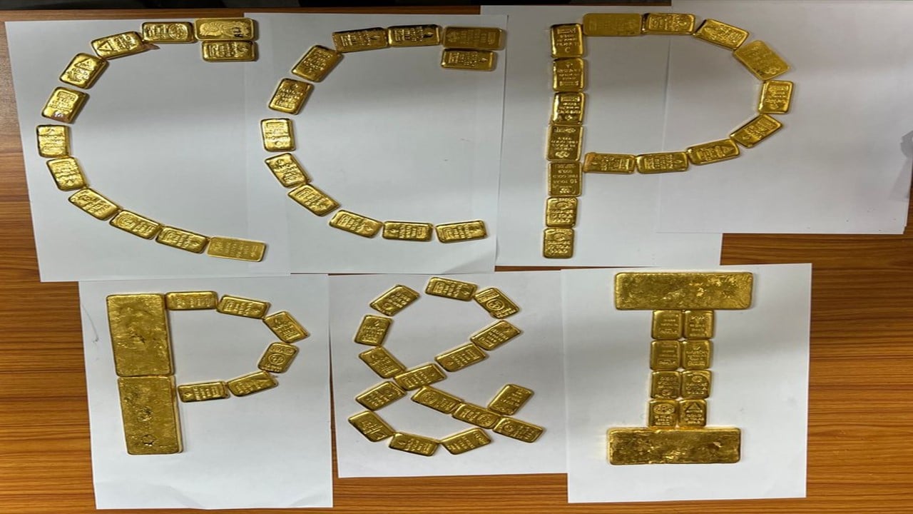 Kolkata Customs Seized Gold bars worth Rs.6.47Cr