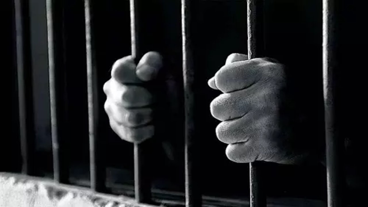 CBI Court grants two to four years Rigorous Imprisonment to Ex-UBI officer in bribery case