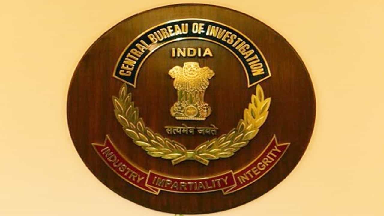 CBI announced reward on 'absconding' IRS officer in bribery case