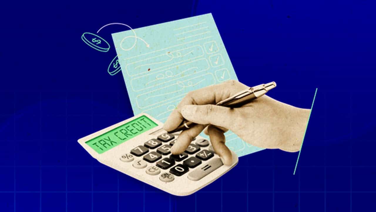 Refund and Carry Forward Tax Credit to GST Regime is Tax Payer's Choice: Madras High Court