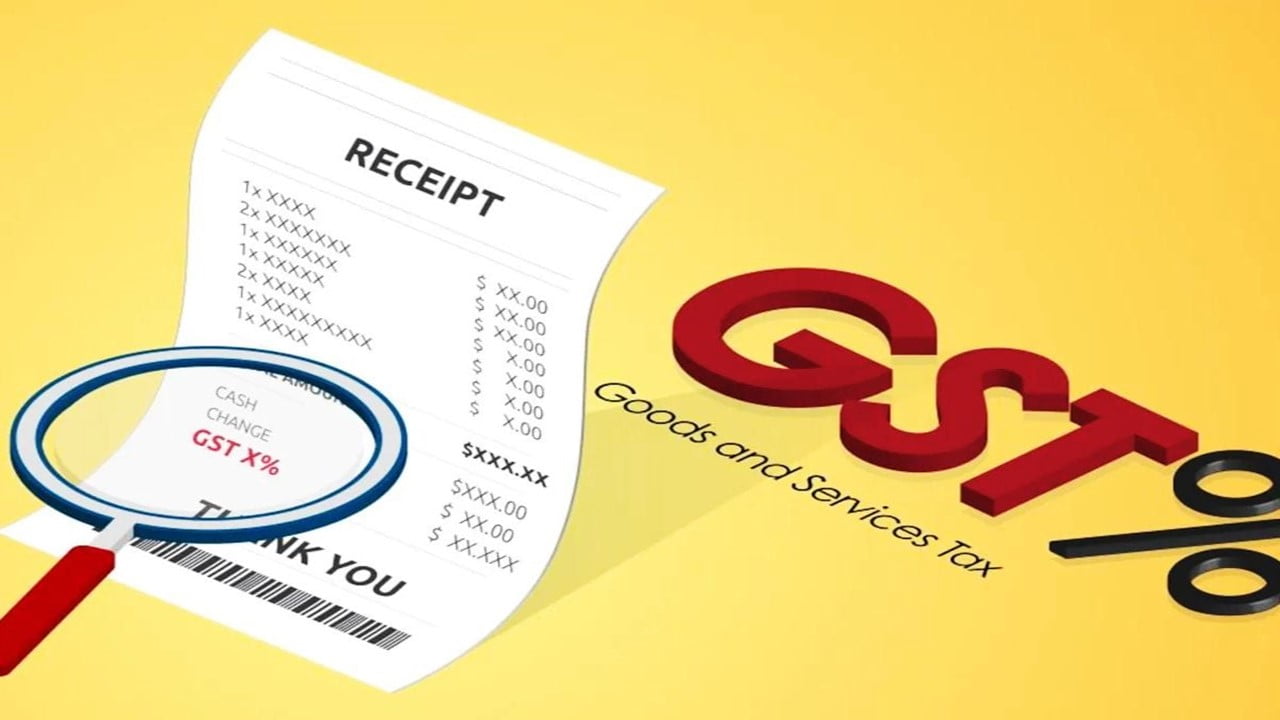 Composition Taxpayers cannot issue Tax Invoice; CBIC warns Restaurants doing Malpractice
