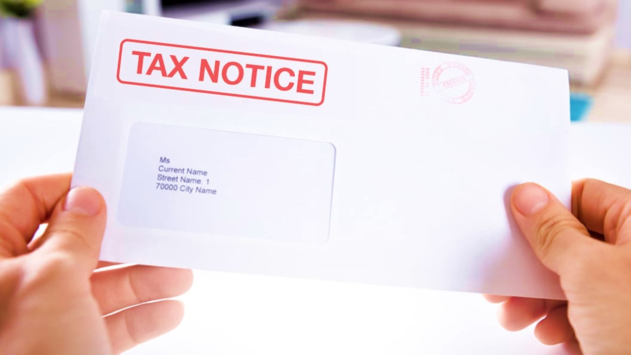 Income Tax Dept. asks Young Man from Madhya Pradesh to pay Tax of Rs.113 crore