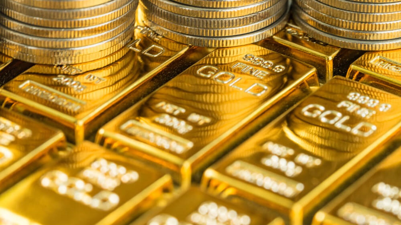 Over 1 Kg Gold and Assets worth Crores of rupees detected from arrested GST officer in Odisha