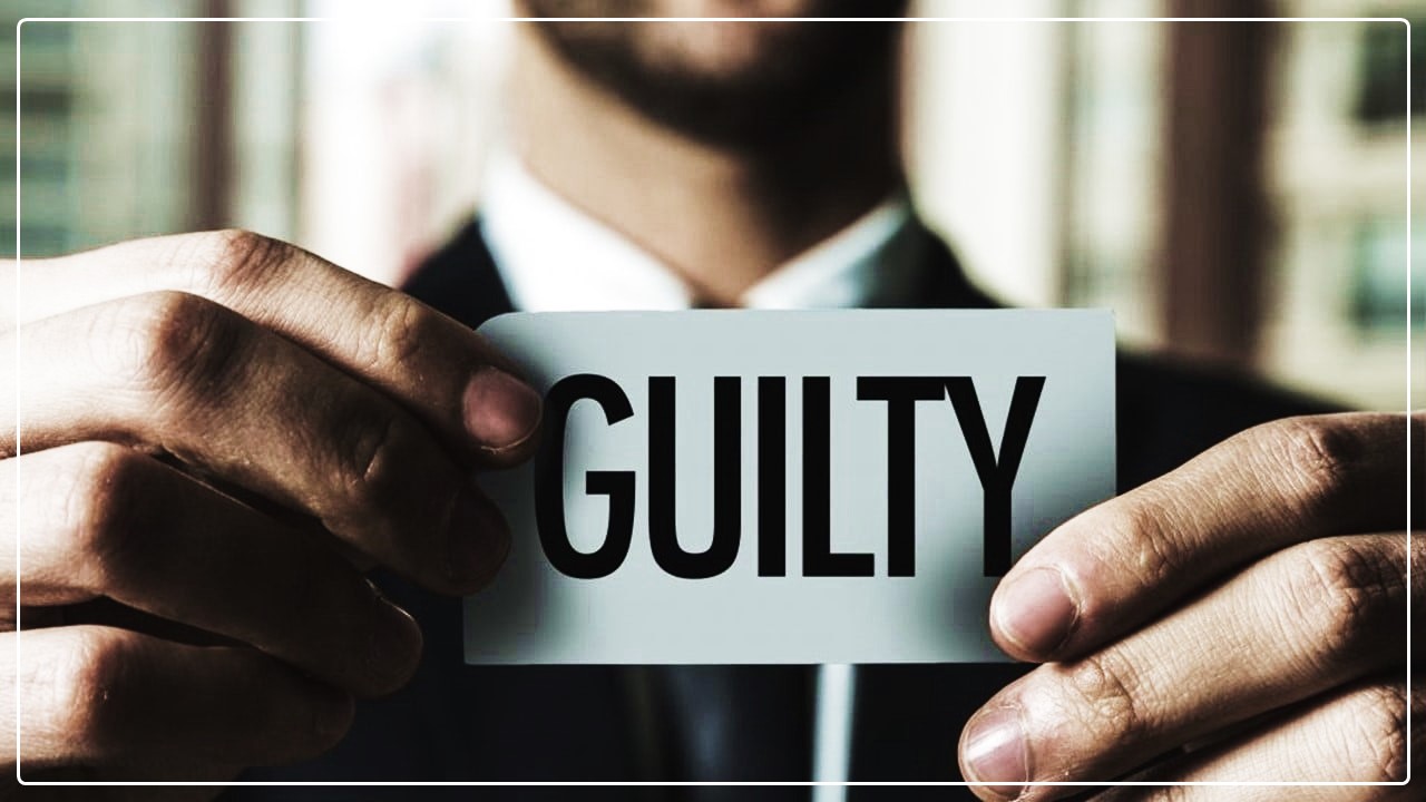 HC finds CA guilty of Forging Cheques and using Clients Tax amount for personal use [Read Order]