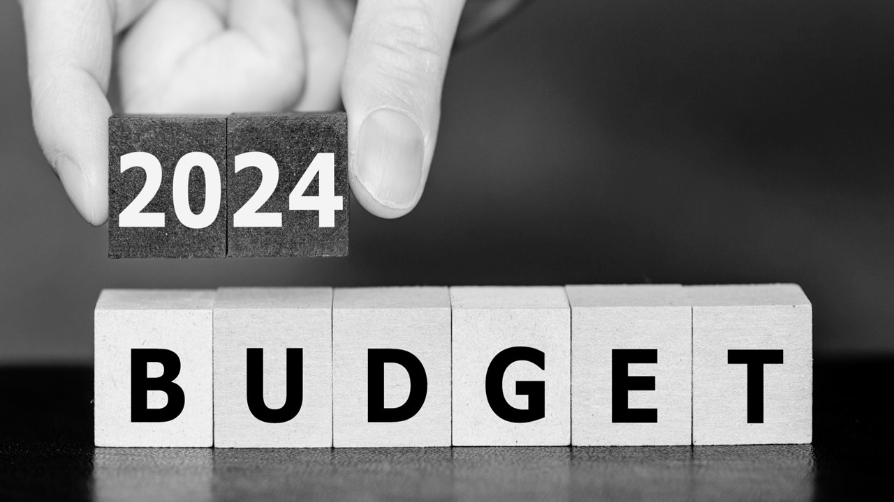 Government's 100-Day Plan: Zero Electricity Bills, Tax Reforms and Budget Priorities