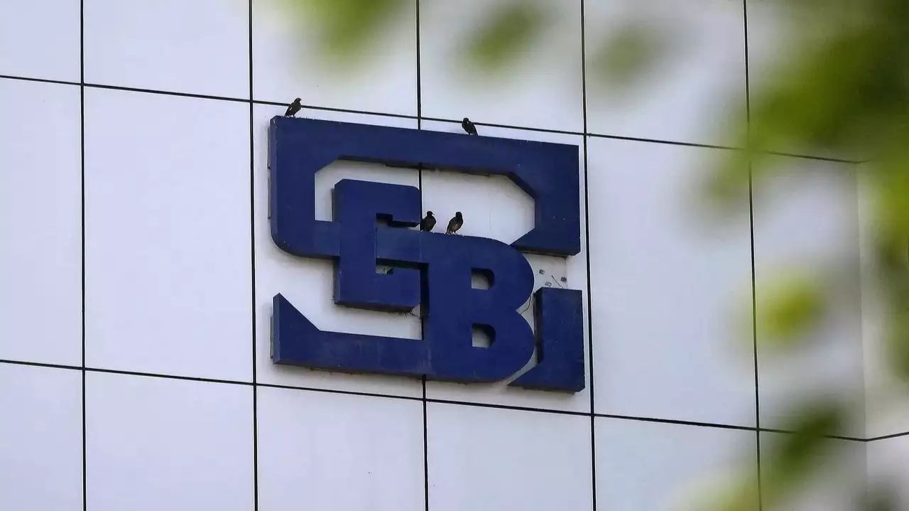 Retail Investors Trapped: Brightcom Group Trading suspended by NSE, BSE from June 14