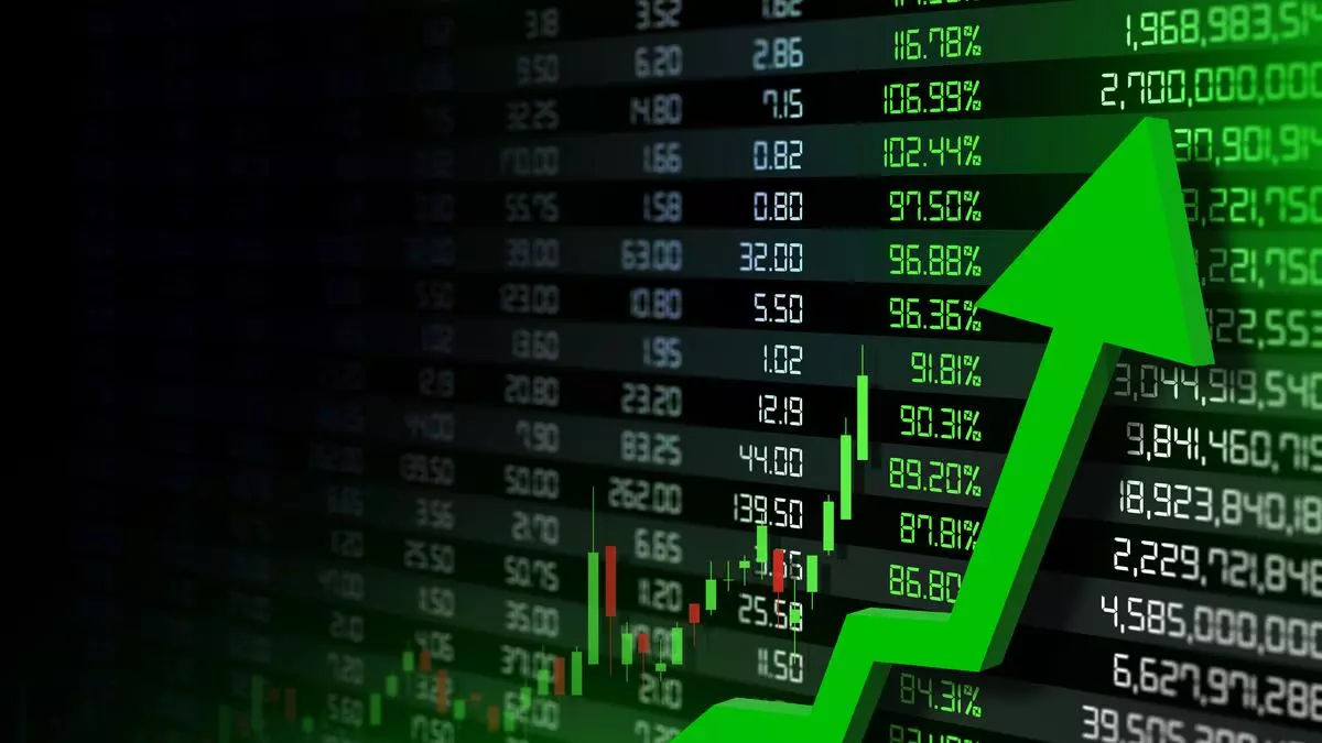 Stock Market Updates: Nifty 50 above 23,550, Sensex up 240 pts; Heromoto, L&T top gainers