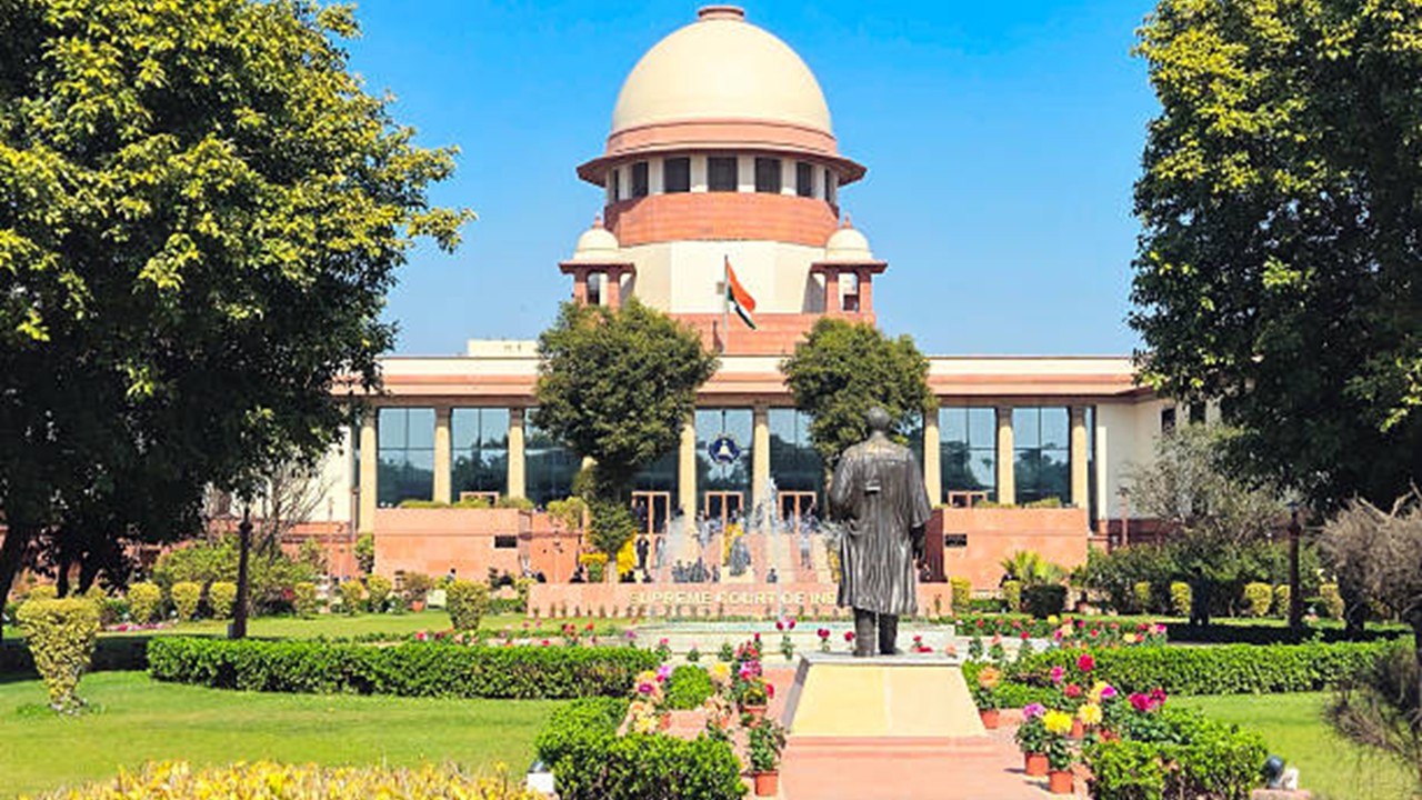 Supreme Court Deletes Adverse Remarks and Costs Imposed on State Election Commission After Unconditional Apology