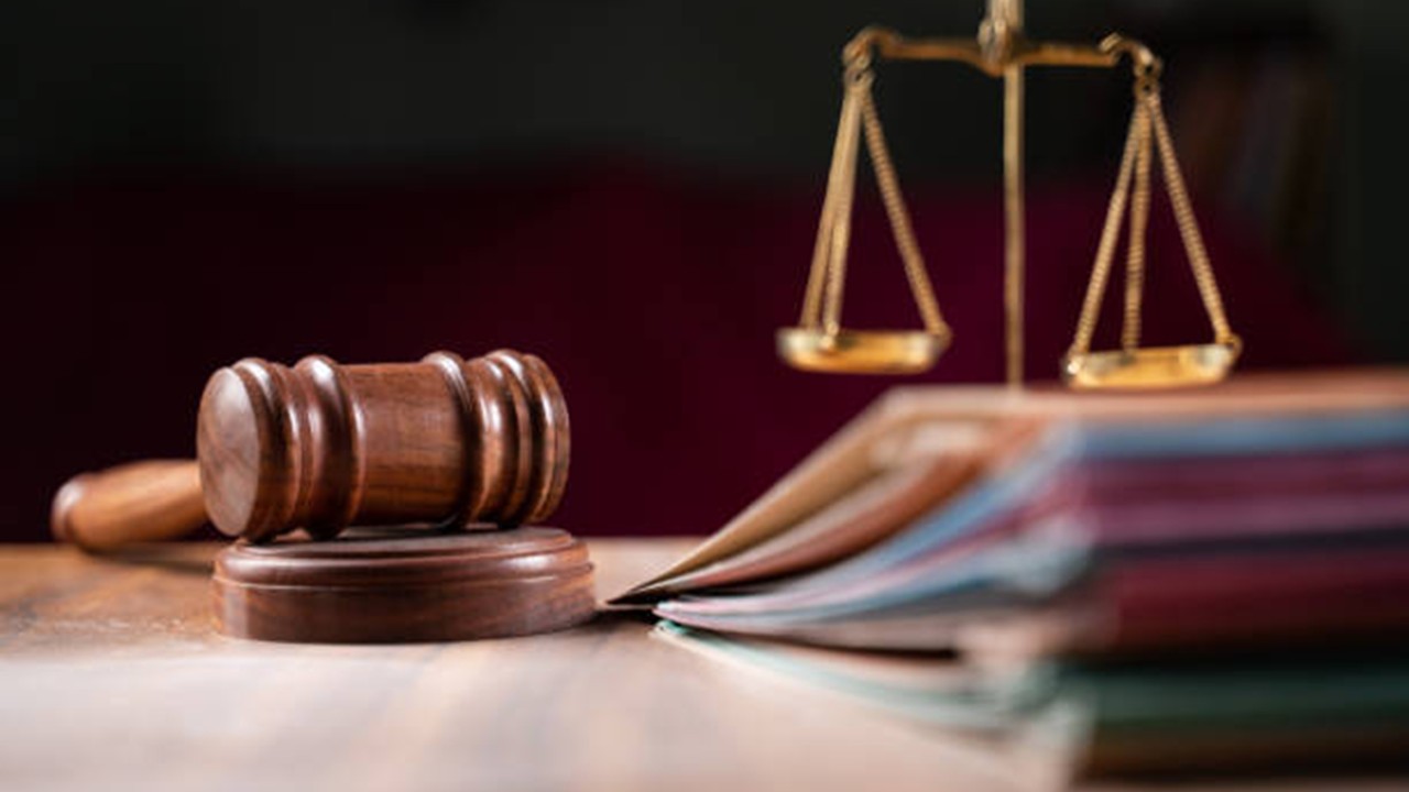SC Upholds Widow’s Right to Matruka Property; Agreement to Sell Confers No Ownership Before Registered Sale Deed